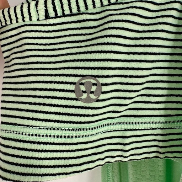 Lululemon Tank Top w/ Stripped Bra and Teal Size 4 - Picture 7 of 7
